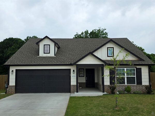 1896 E Tucson Court , Broken Arrow, OK 74011