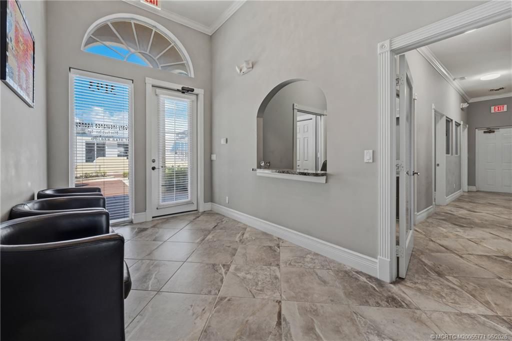 3193 SE Dixie Highway , Stuart, FL 34997 Photo