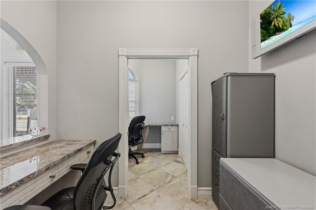3193 SE Dixie Highway , Stuart, FL 34997 Photo