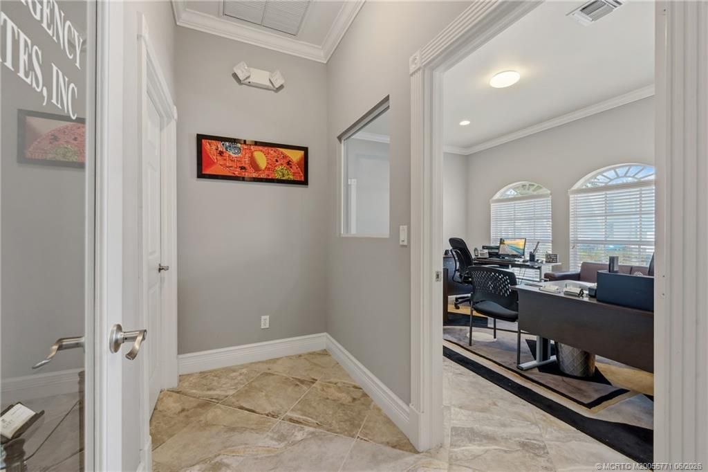 3193 SE Dixie Highway , Stuart, FL 34997 Photo