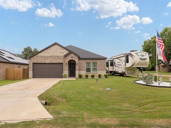 8112 Lakeshore Drive , Kemp, TX 75143