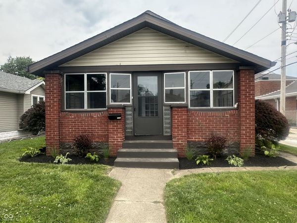 1048 E Berwyn Street , Indianapolis, IN 46203