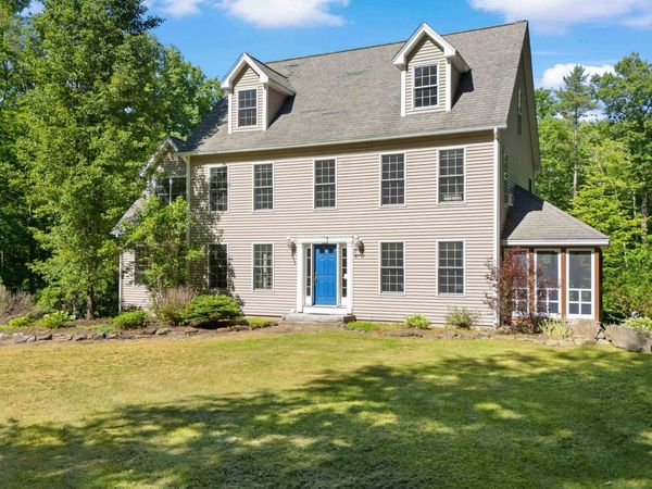 17 Stanley Pond Drive, Rochester, NH 03839
