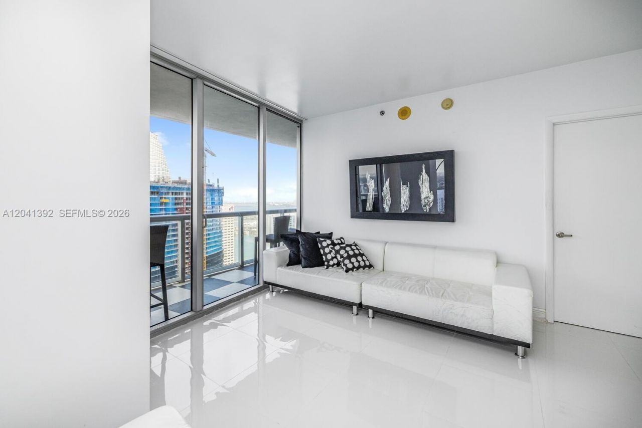 475 Brickell Ave, Unit 4715, Miami, FL 33131 Photo