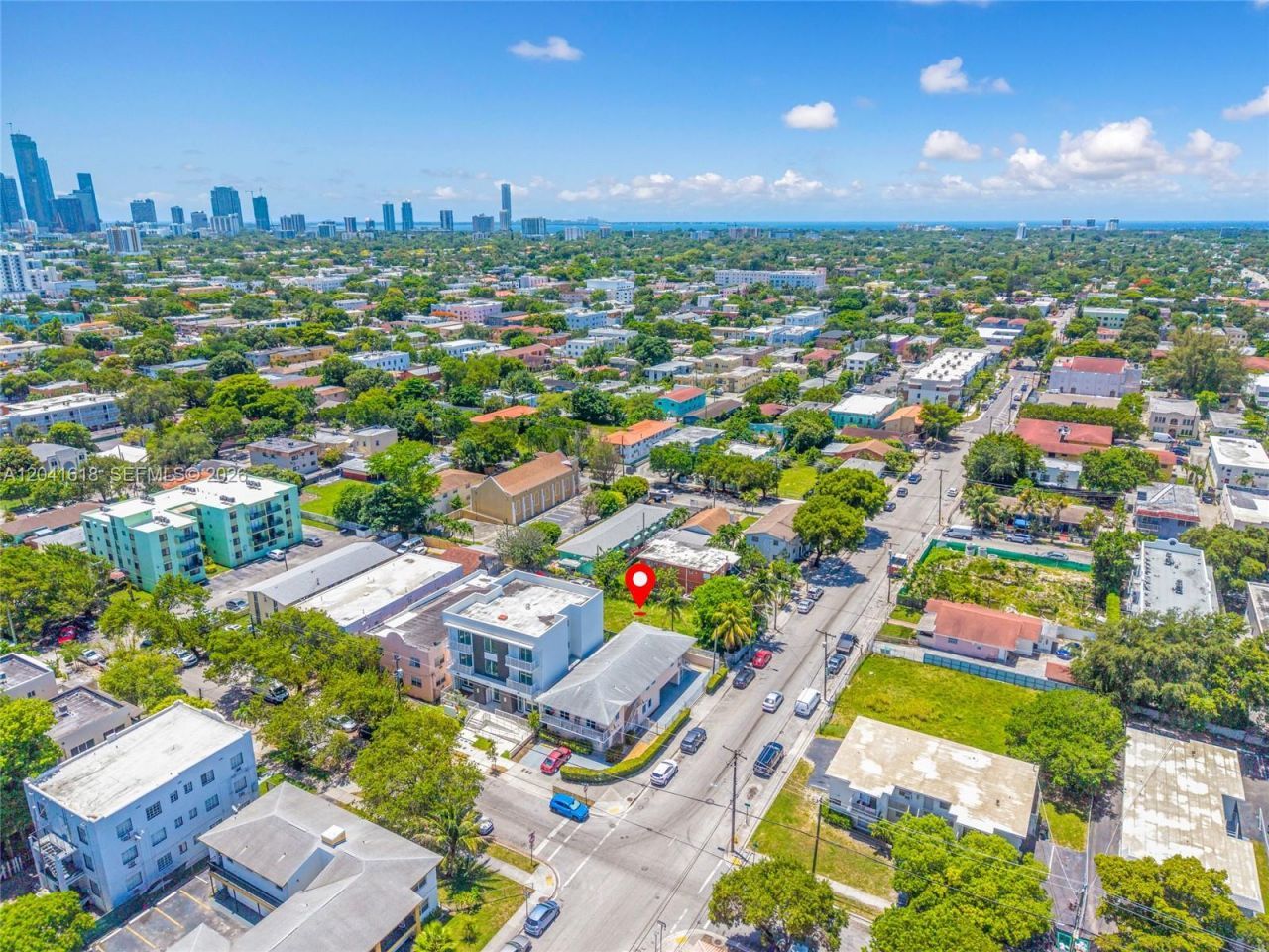 219 SW 16th Ave , Miami, FL 33135 Photo
