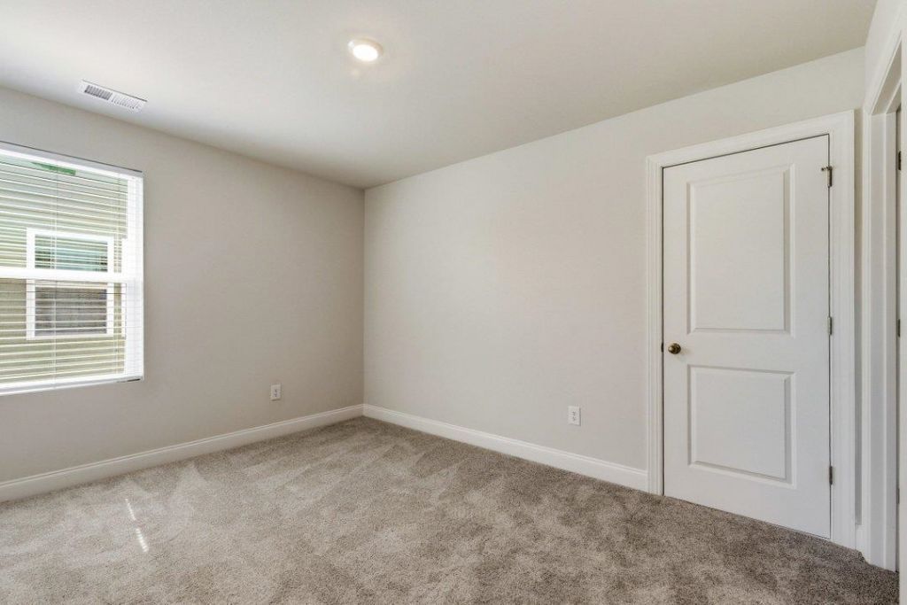 2416 Campton Loop  Photo 27
