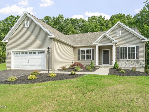 1A Lavender Way, Ballston Lake, NY 12019