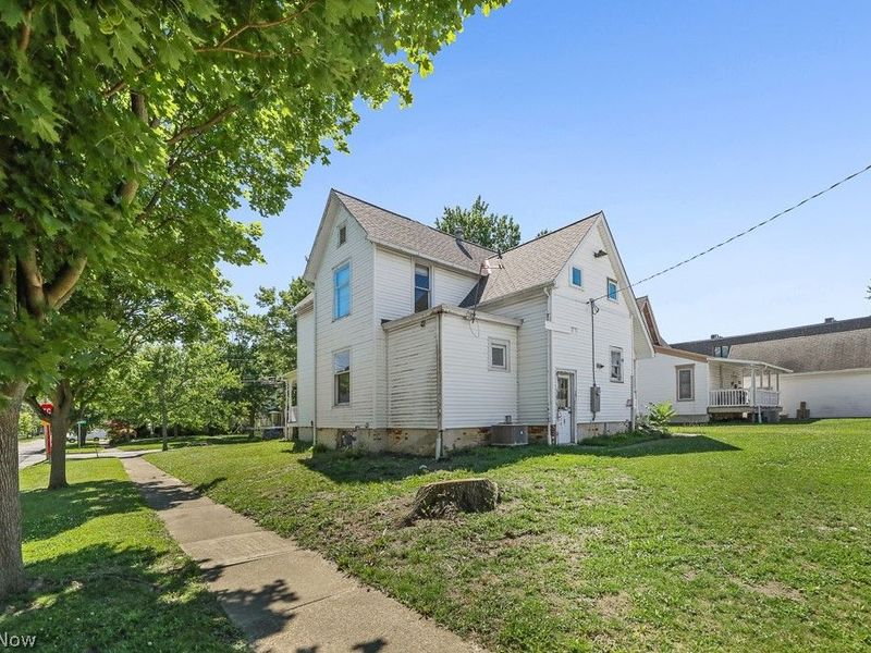 243 N Broadway, Medina, OH 44256 Photo 18