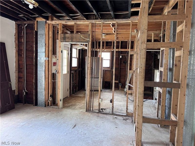 243 N Broadway, Medina, OH 44256 Photo 5