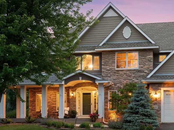 3049 Fairway Drive, Chaska, MN 55318