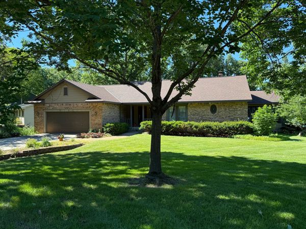 8140 Trillium Lane , Victoria, MN 55386