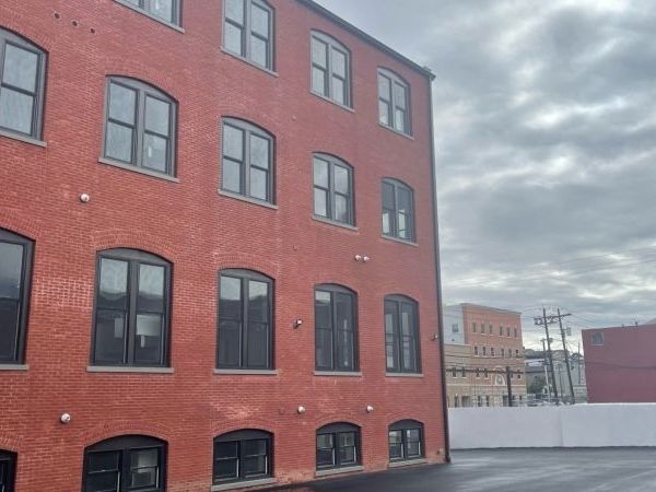 38 Mill St, Paterson, NJ 07501