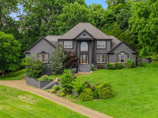 537 Natalie Dr , Goodlettsville, TN 37072