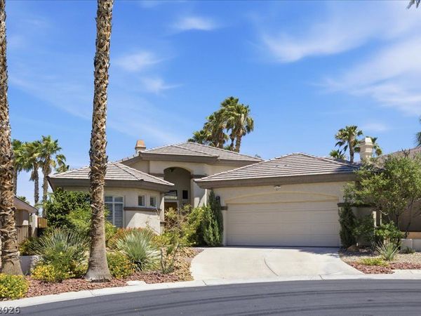 10009 Sienna Peak Court, Las Vegas, NV 89144