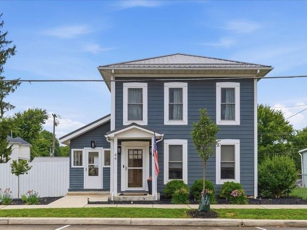 44 S Hartford Avenue , Centerburg, OH 43011