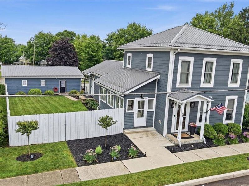 44 S Hartford Avenue, Centerburg, OH 43011 Photo 2
