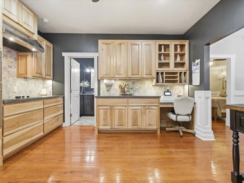 44 S Hartford Avenue, Centerburg, OH 43011 Photo 8