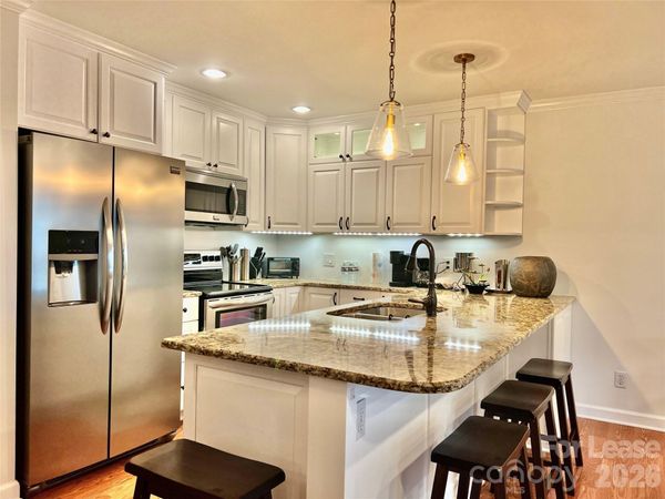1323 Queens Road , Unit 417, Charlotte, NC 28207