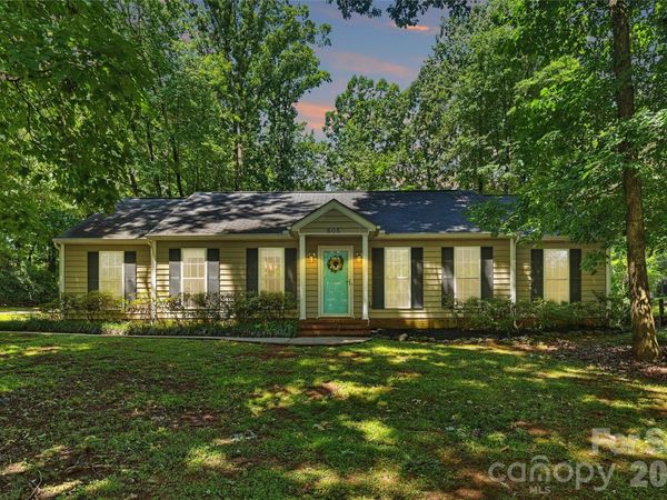 605 Silversmith Lane, Charlotte, NC 28270