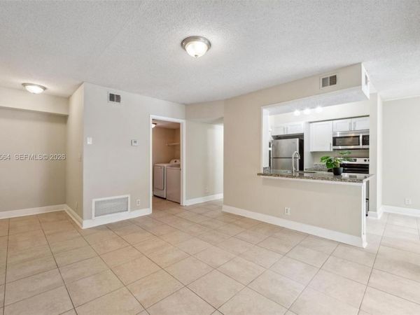 5672 Rock Island Rd , Unit 254, Tamarac, FL 33319