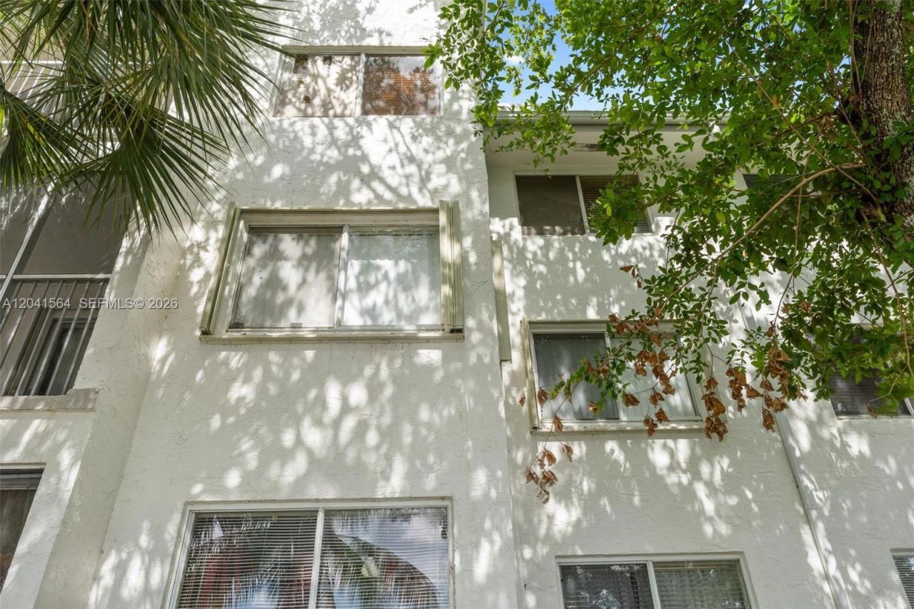 5672 Rock Island Rd , Unit 254, Tamarac, FL 33319 Photo