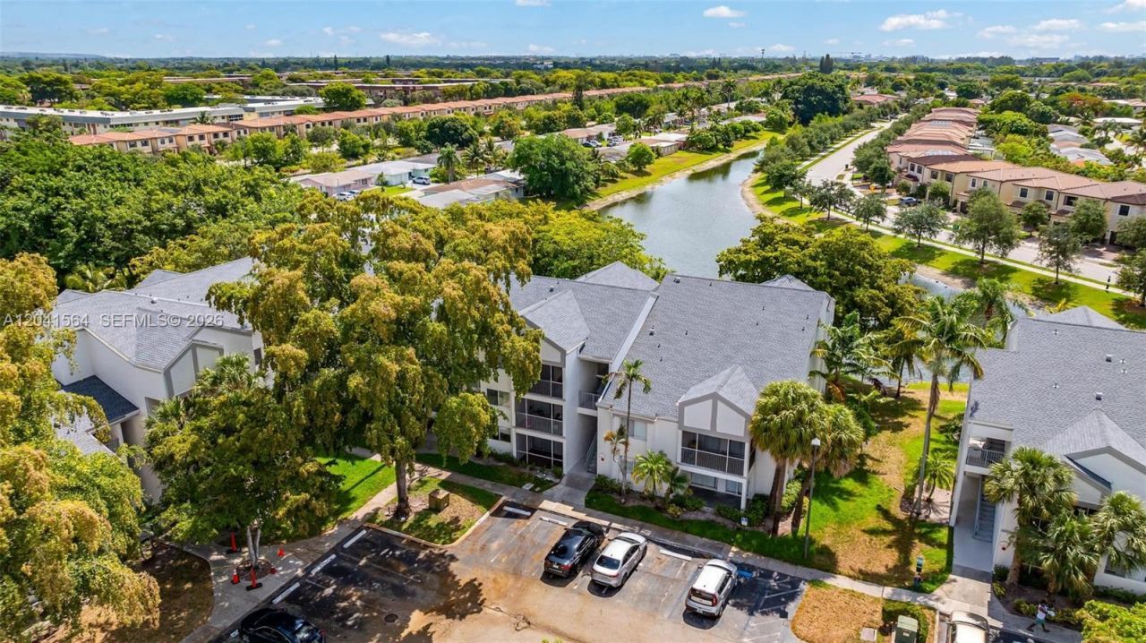 5672 Rock Island Rd , Unit 254, Tamarac, FL 33319 Photo