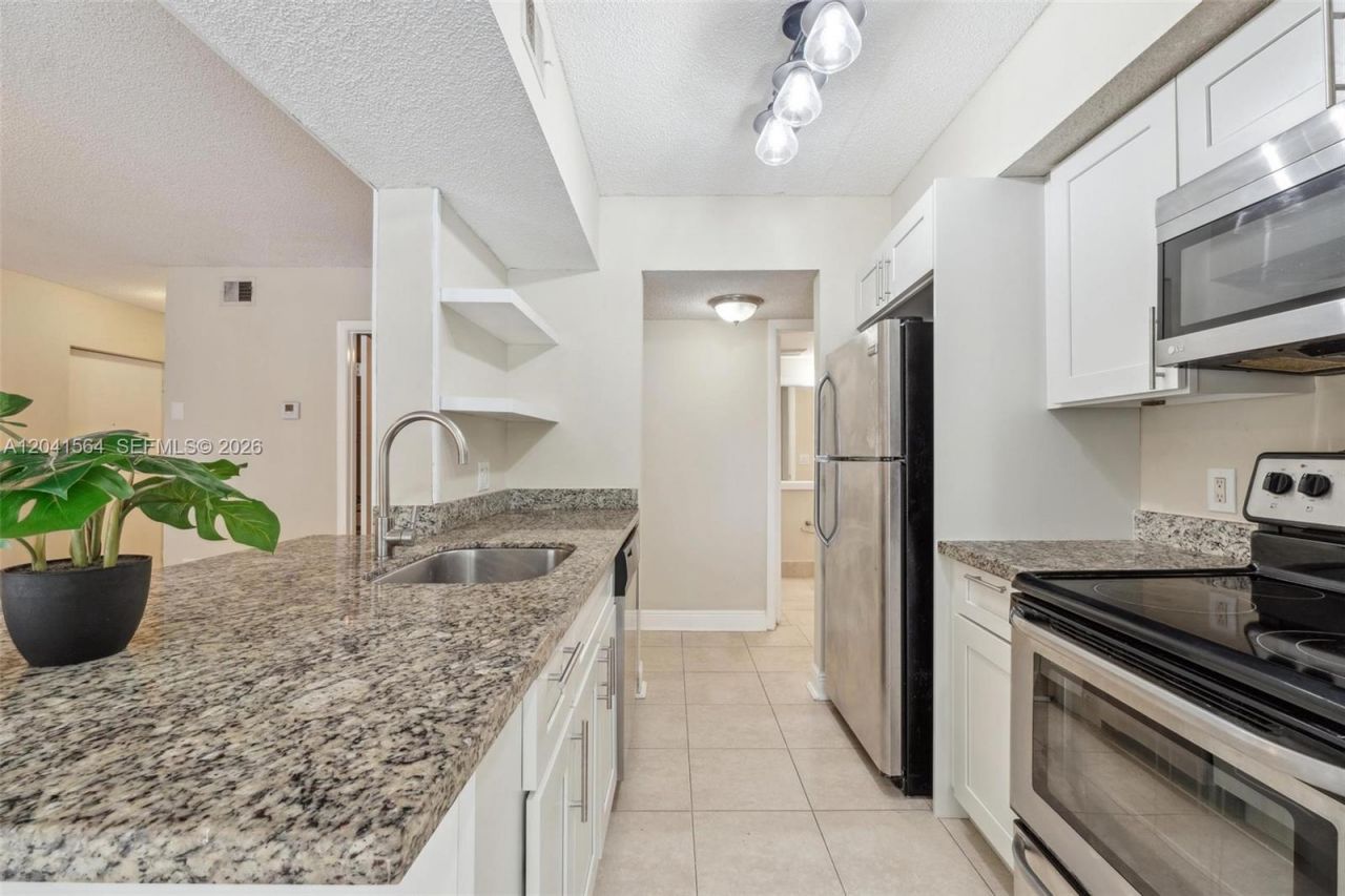 5672 Rock Island Rd , Unit 254, Tamarac, FL 33319 Photo