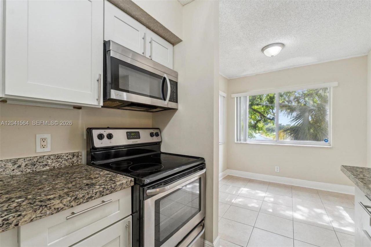 5672 Rock Island Rd , Unit 254, Tamarac, FL 33319 Photo