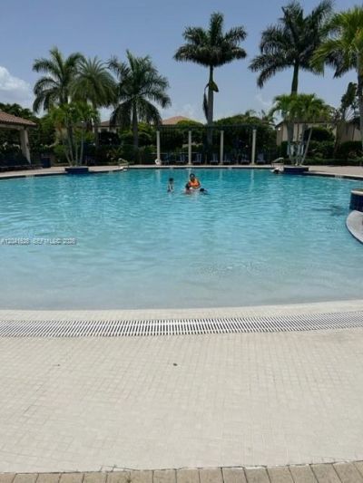 3365 W 91st Ter, Unit 3365, Hialeah, FL 33018 Photo