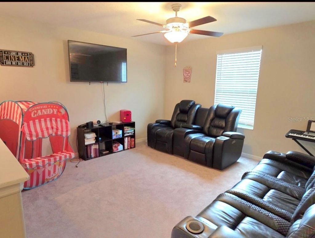 1561 Flower Dust Drive , Ruskin, FL 33570 Photo