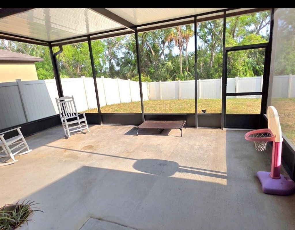 1561 Flower Dust Drive , Ruskin, FL 33570 Photo