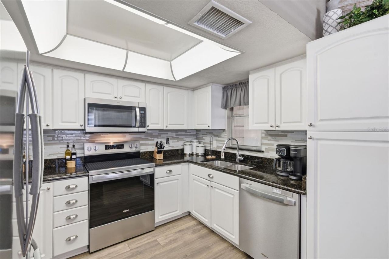 2947 25th Avenue N, Saint Petersburg, FL 33713 Photo