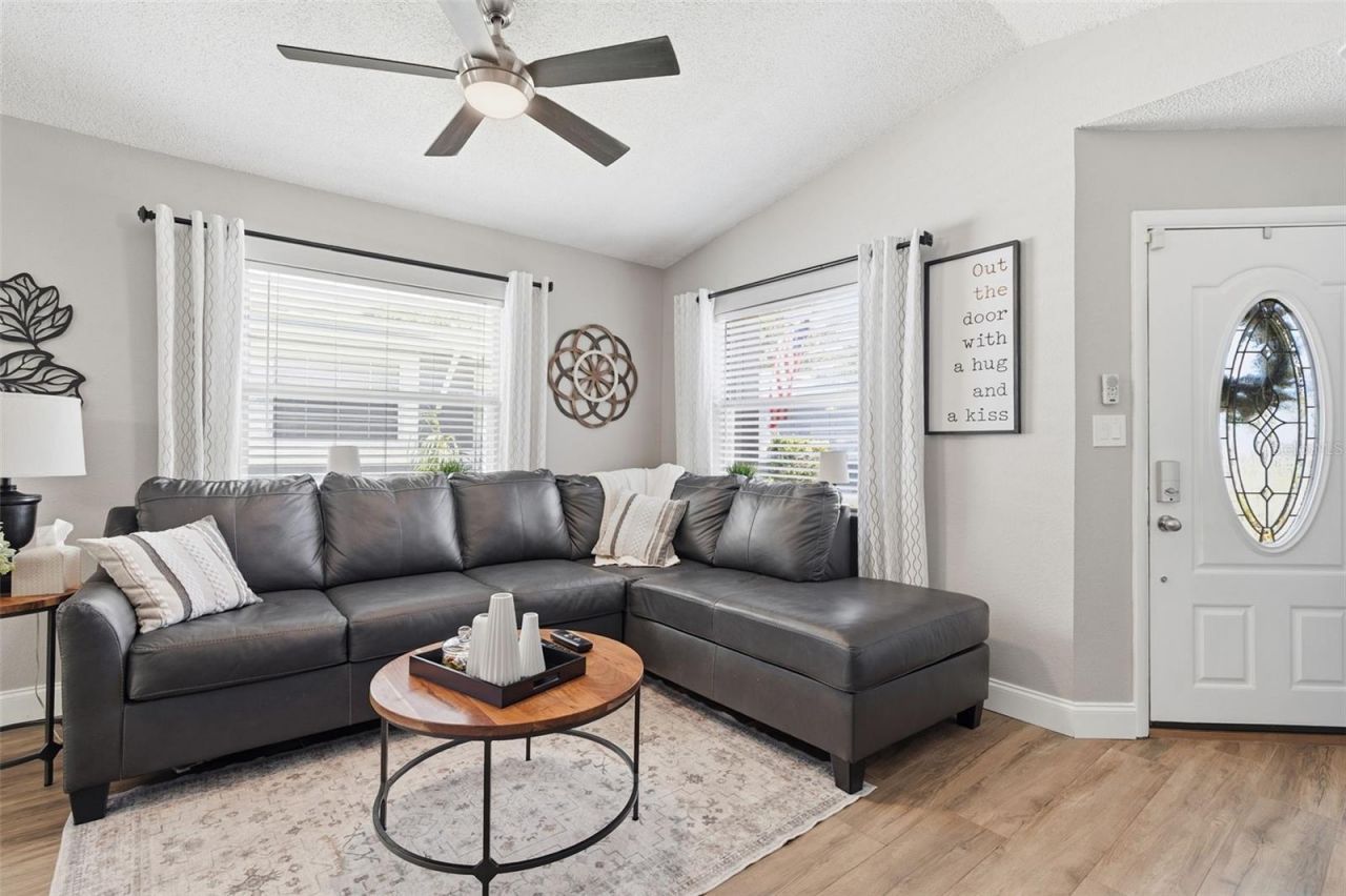 2947 25th Avenue N, Saint Petersburg, FL 33713 Photo