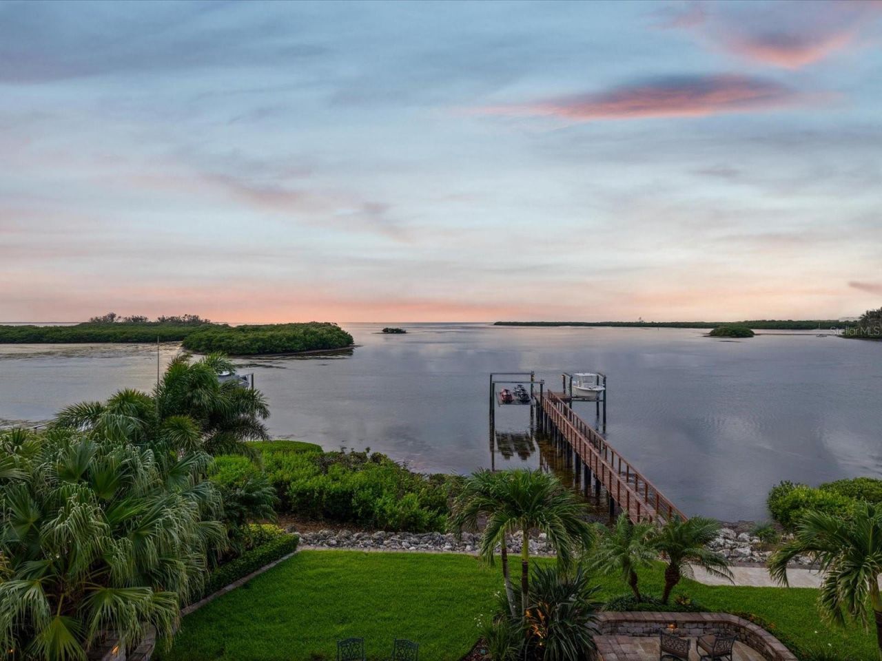 2057 N Pointe Alexis Drive, Tarpon Springs, FL 34689 Photo