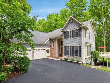 341 Thornebush Drive , Victor, NY 14564