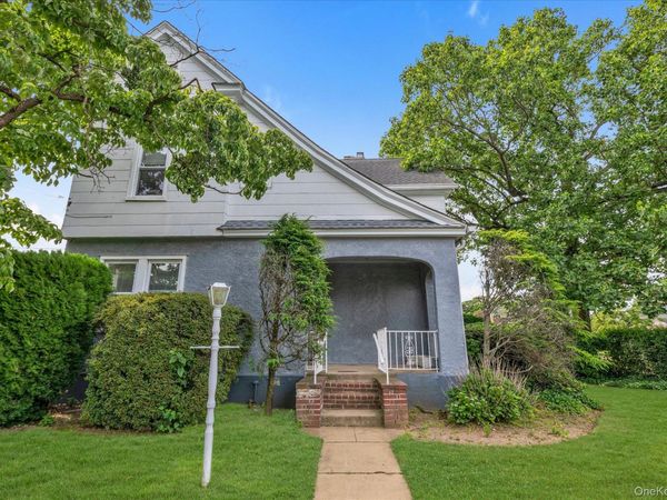 343 Nassau Boulevard , New Hyde Park, NY 11040