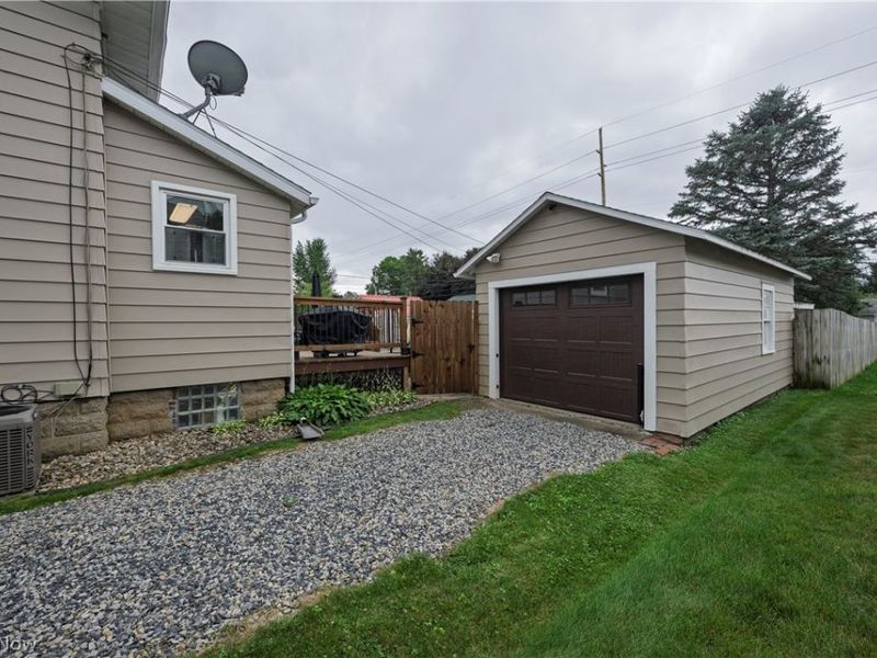 1428 Chestnut Street, Dover, OH 44622 Photo 4