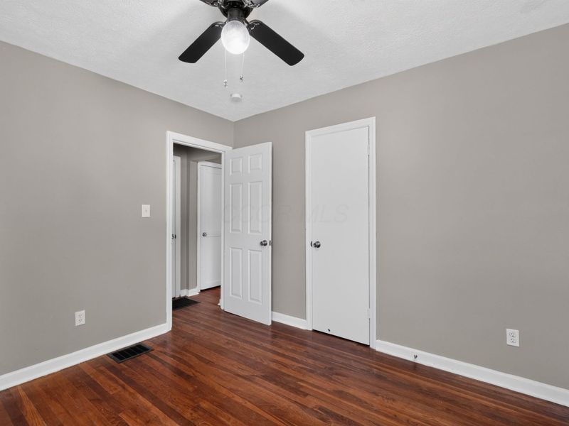 531 Johnson Street , Columbus, OH 43203 Photo 13
