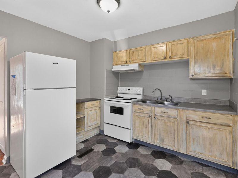 531 Johnson Street , Columbus, OH 43203 Photo 7