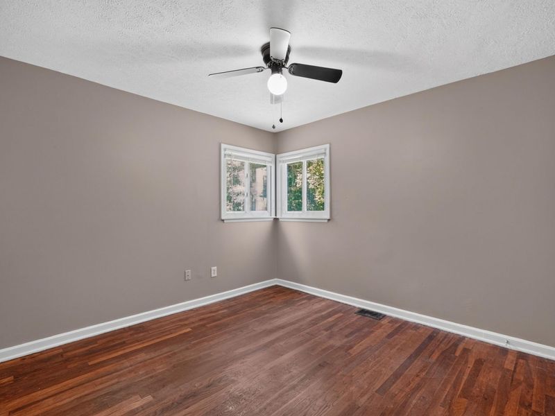 531 Johnson Street , Columbus, OH 43203 Photo 9