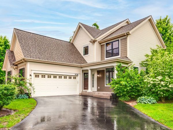 1436 Gregory Court , Indian Creek, IL 60061