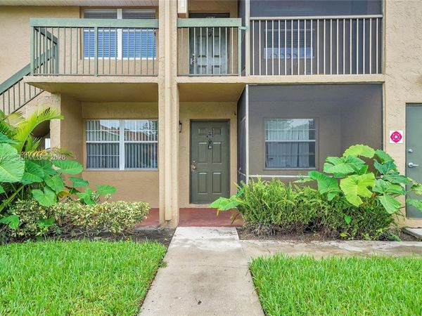 755 NW 104th Ave , Unit 104, Pembroke Pines, FL 33026
