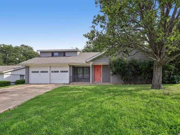 744 Willow Street, Hurst, TX 76053