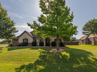 12940 Smokey Ranch Drive, Fort Worth, TX 76052