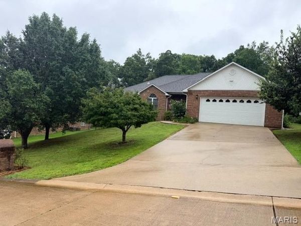 1810 Renee Avenue , Poplar Bluff, MO 63901