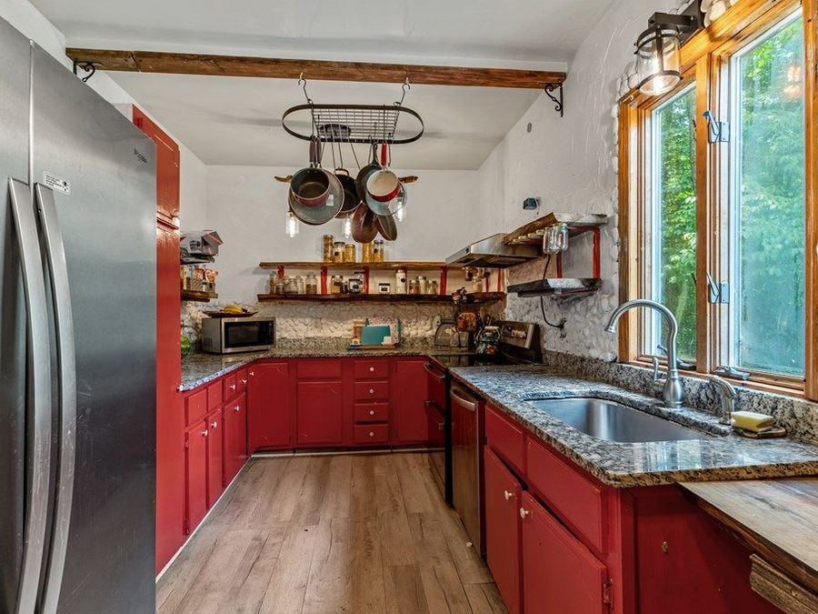 Property Image 38
