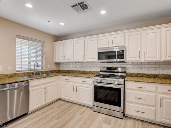 8940 Jaquita Avenue, Las Vegas, NV 89149