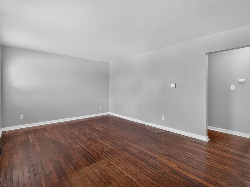 1948 Argyle Drive, Columbus, OH 43219 Photo 4