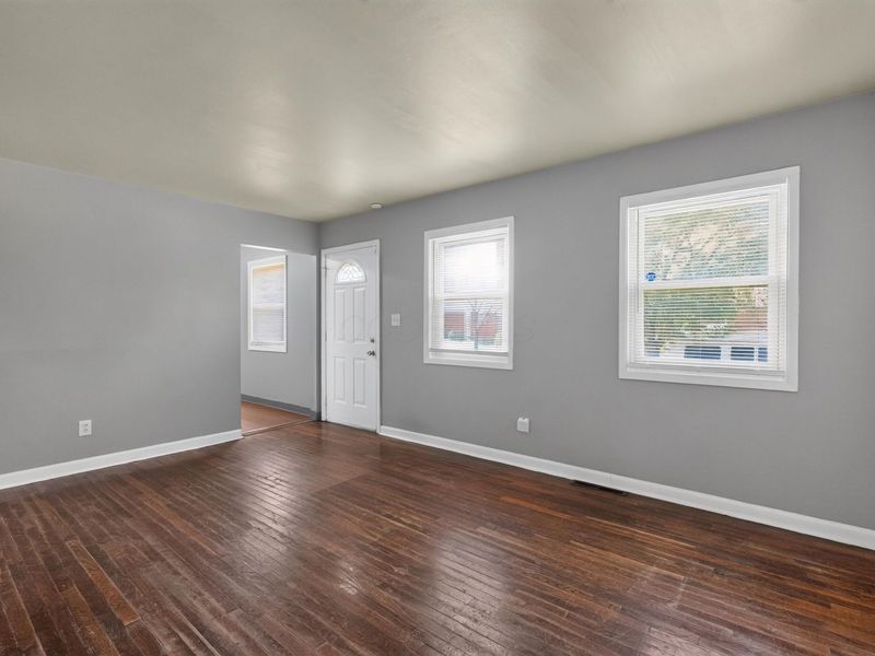 1948 Argyle Drive, Columbus, OH 43219 Photo 5