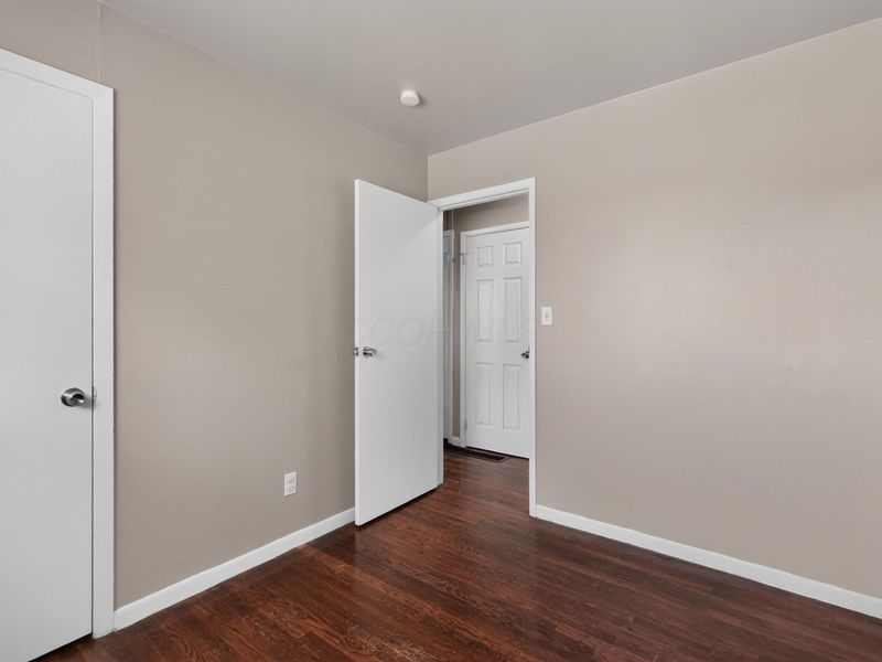 1948 Argyle Drive, Columbus, OH 43219 Photo 8
